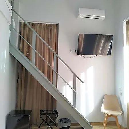 فندق Kentrikon Chalkís